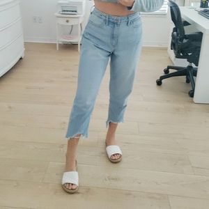 Hollister curvy ultra high rise mom jean